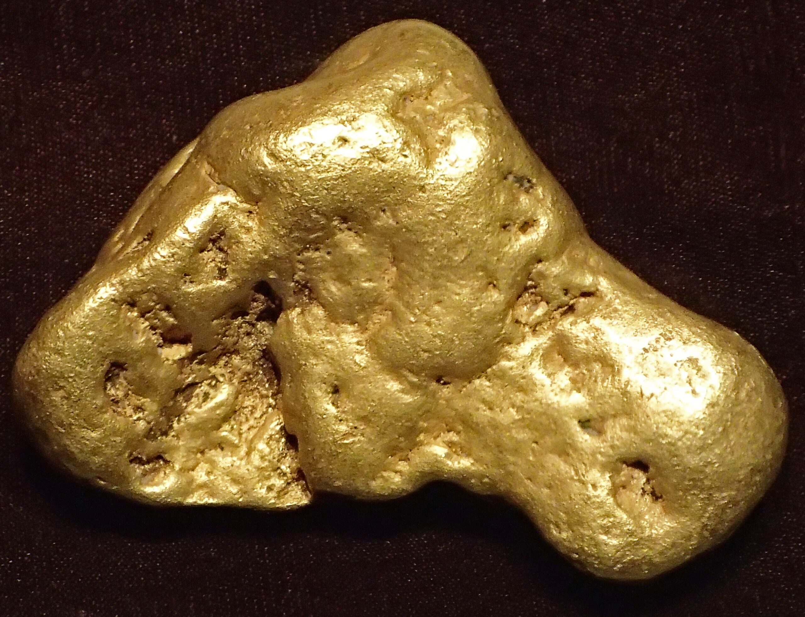 Buy Gold Nuggets in Uganda